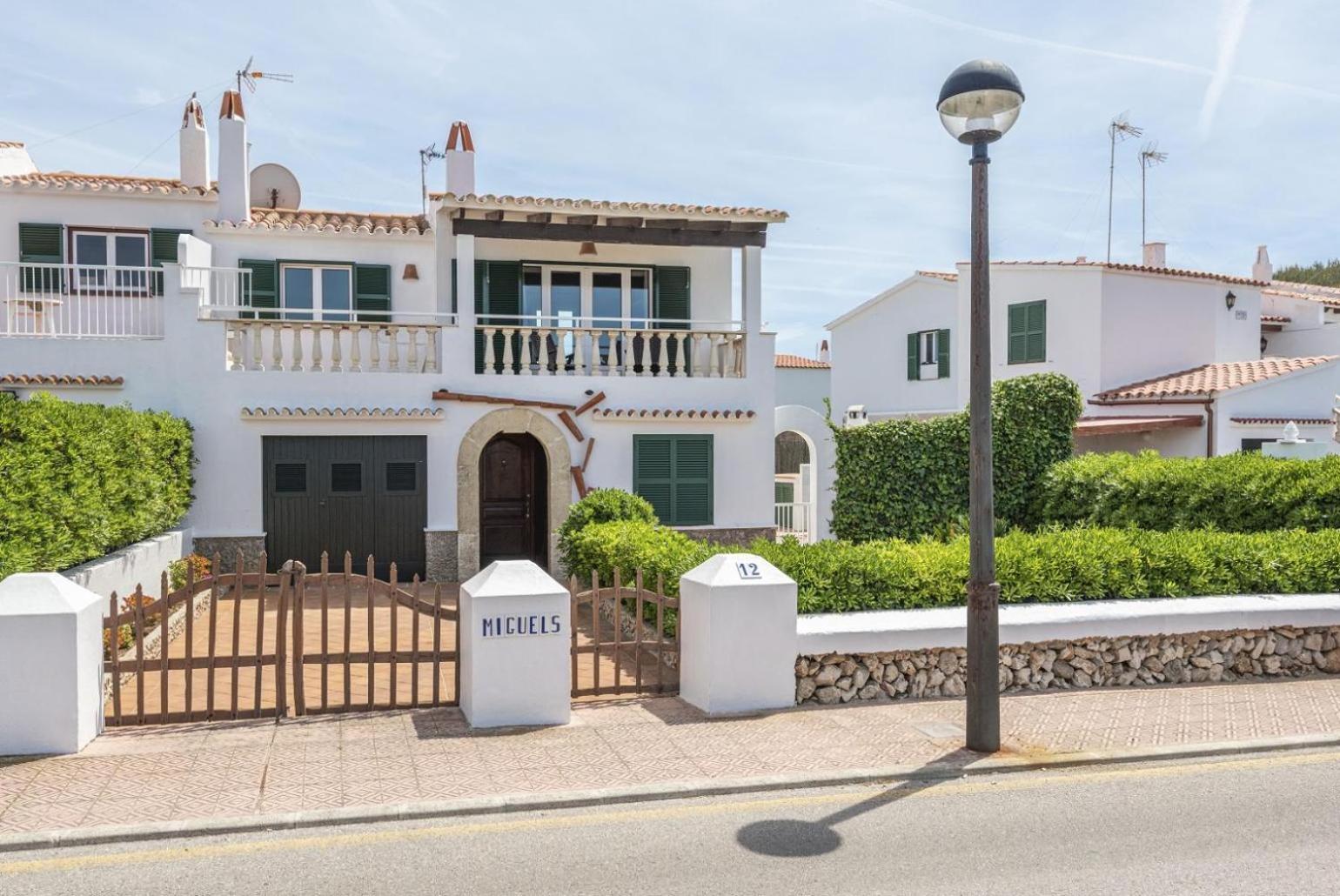 Villa Miguels Arenal d'en Castell Exteriér fotografie